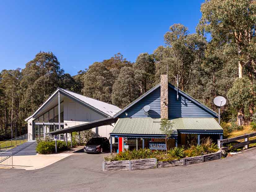 Howmans Gap discovery camp external building